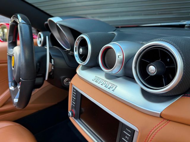 2017 Ferrari California T Convertible - 22932955 - 39