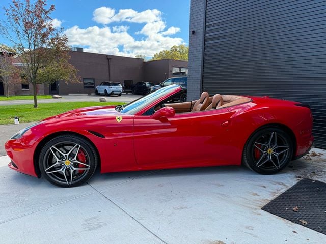 2017 Ferrari California T Convertible - 22932955 - 7
