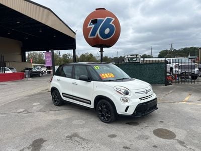 2017 FIAT 500L