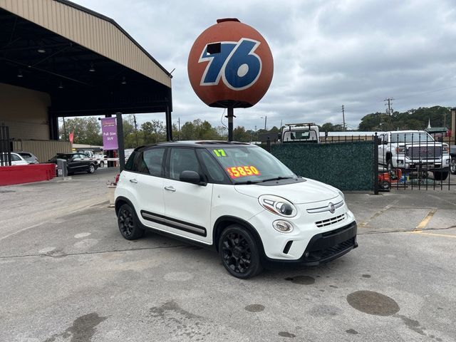 2017 FIAT 500L Trekking Hatch - 22938349 - 0