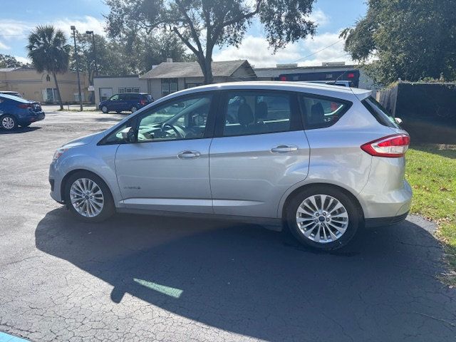 2017 Ford C-Max Hybrid SE FWD - 22929389 - 4