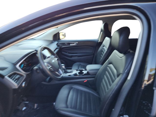 2017 Ford Edge SEL AWD with Equipment 201A and Technology Package - 22935149 - 10