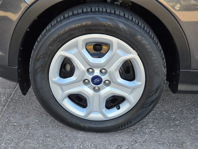 2017 Ford Escape FWD 4dr S - 22934070 - 5