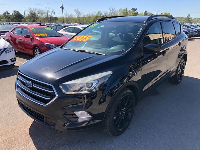 2017 Ford Escape SE FWD - 22928470 - 2