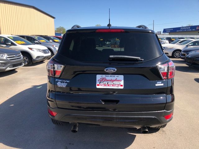 2017 Ford Escape SE FWD - 22928470 - 4