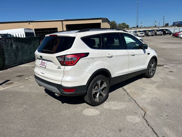 2017 Ford Escape SE FWD - 22934500 - 3