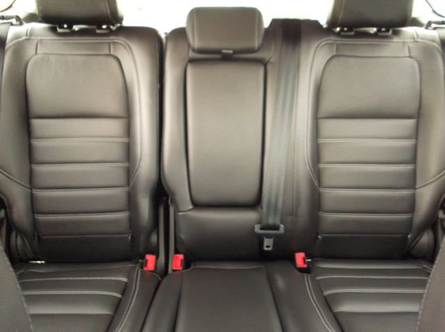 2017 Ford ESCAPE SE LEATHER LEATHER INTERIOR  HEATED SEATS  BACK-UP CAMERA  LARGE SCREEN  - 19302814 - 31
