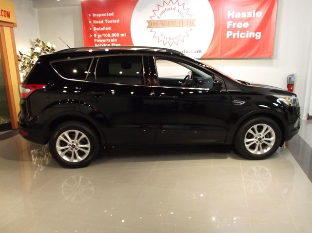 2017 Ford ESCAPE SE LEATHER LEATHER INTERIOR  HEATED SEATS  BACK-UP CAMERA  LARGE SCREEN  - 19302814 - 39