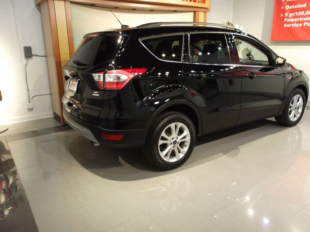 2017 Ford ESCAPE SE LEATHER LEATHER INTERIOR  HEATED SEATS  BACK-UP CAMERA  LARGE SCREEN  - 19302814 - 6