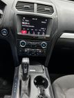 2017 Ford Explorer 4X4 / XLT - 22281559 - 26