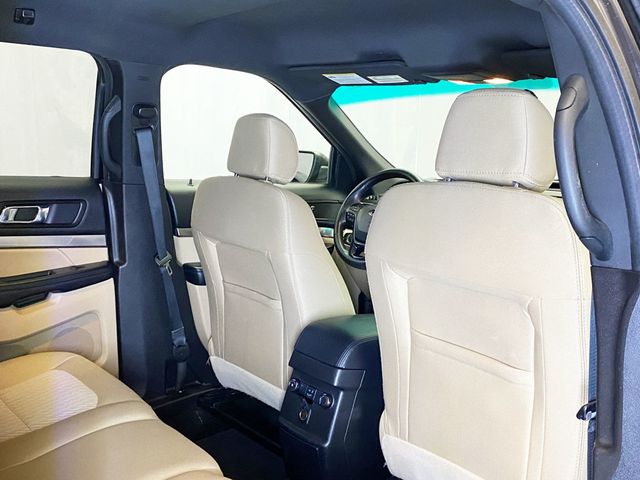 2017 Ford Explorer FWD - 22938009 - 41
