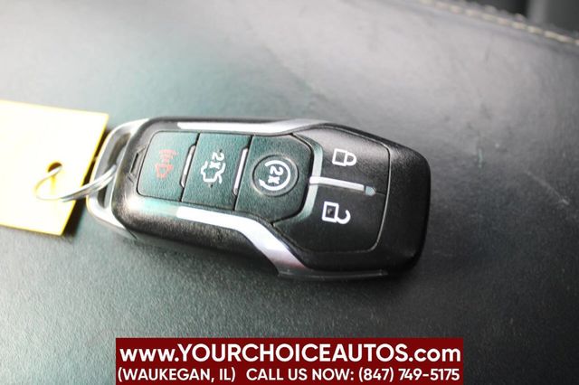 2017 Ford Explorer Platinum 4WD - 22914814 - 38