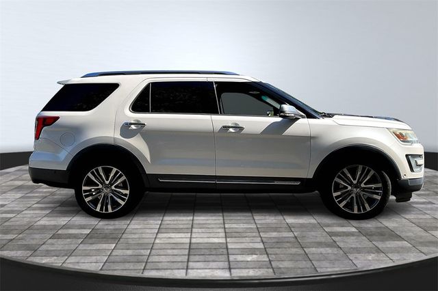 2017 Ford Explorer Platinum 4WD - 22938388 - 7