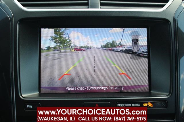 2017 Ford Explorer XLT 4WD - 22907542 - 30
