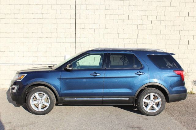 2017 Ford Explorer XLT 4WD - 22912355 - 1