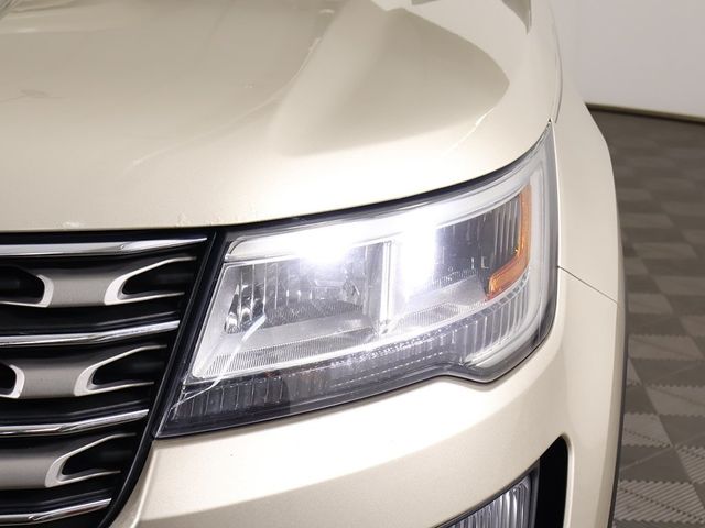 2017 Ford Explorer XLT 4WD - 22939666 - 14