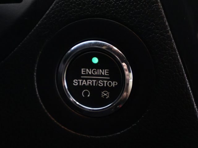 2017 Ford Explorer XLT 4WD - 22939666 - 43