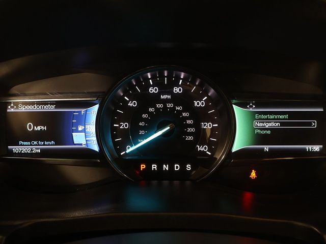 2017 Ford Explorer XLT 4WD - 22939666 - 44