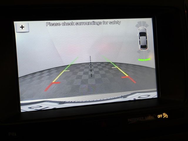 2017 Ford Explorer XLT 4WD - 22939666 - 51