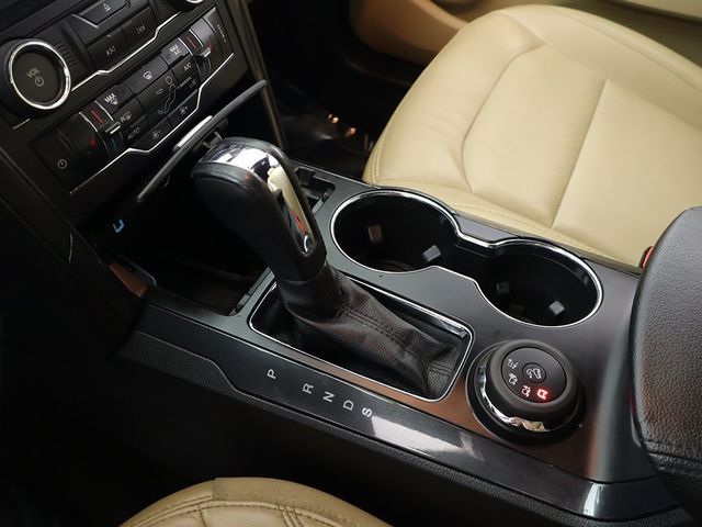 2017 Ford Explorer XLT 4WD - 22939666 - 56