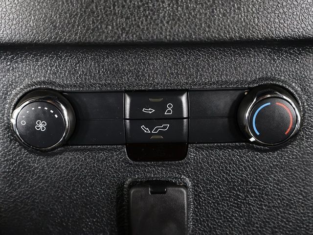 2017 Ford Explorer XLT 4WD - 22939666 - 57