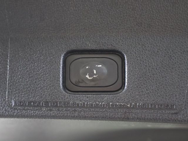 2017 Ford Explorer XLT 4WD - 22939666 - 58