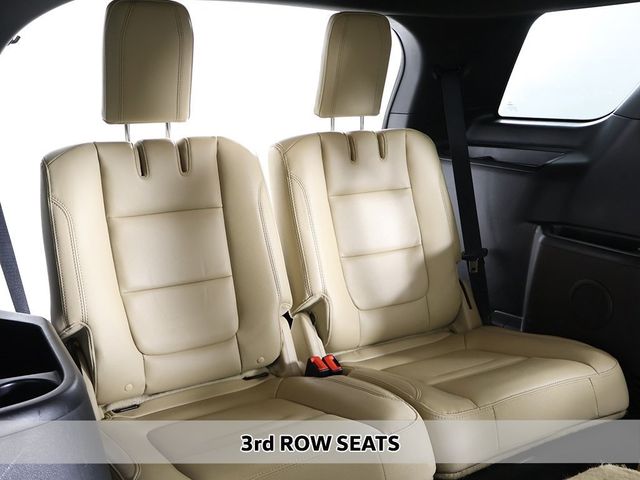 2017 Ford Explorer XLT 4WD - 22939666 - 7