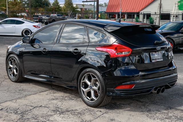 2017 Ford Focus ST Hatch - 22936841 - 6