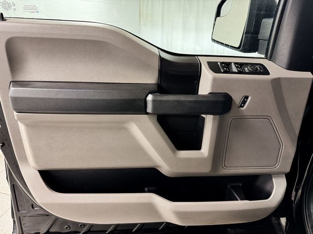 2017 Ford F-150 CREW CAB XL 4WD - 22936757 - 13