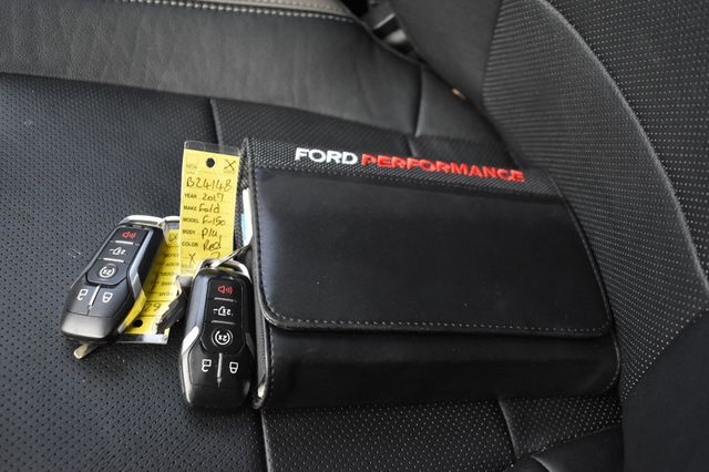 2017 Ford F-150 Raptor 4WD SuperCrew 5.5' Box - 22435604 - 9
