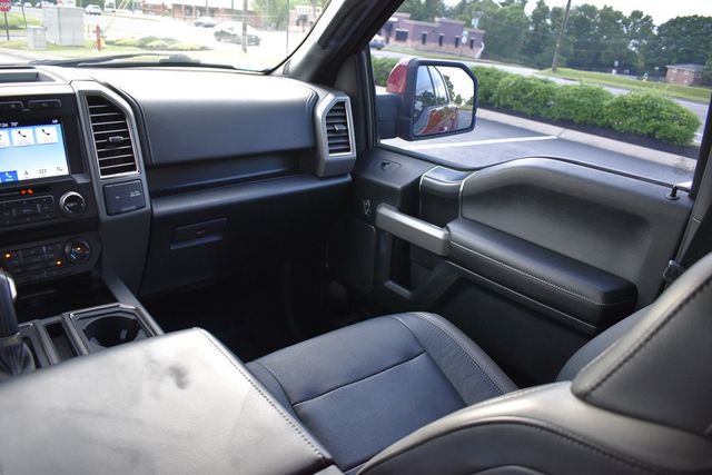 2017 Ford F-150 Raptor 4WD SuperCrew 5.5' Box - 22435604 - 39