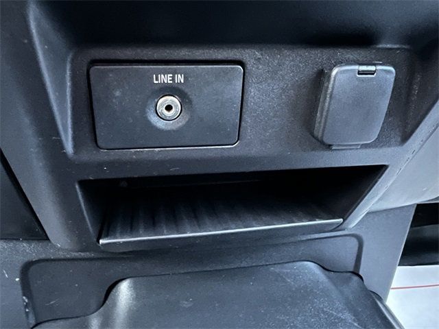 2017 Ford F-150 XL - 22940259 - 20