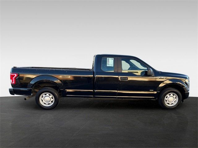 2017 Ford F-150 XL - 22940259 - 5