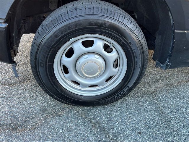 2017 Ford F-150 XL - 22940259 - 8