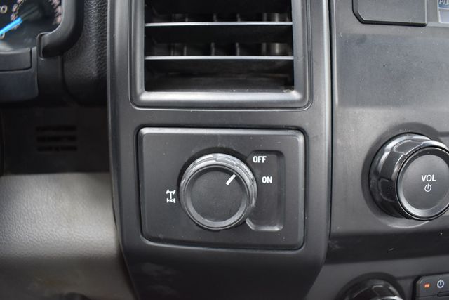 2017 Ford F-150 XL 2WD Reg Cab 6.5' Box - 22525252 - 10