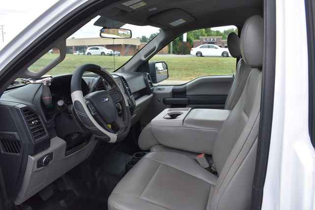 2017 Ford F-150 XL 2WD Reg Cab 6.5' Box - 22525252 - 3