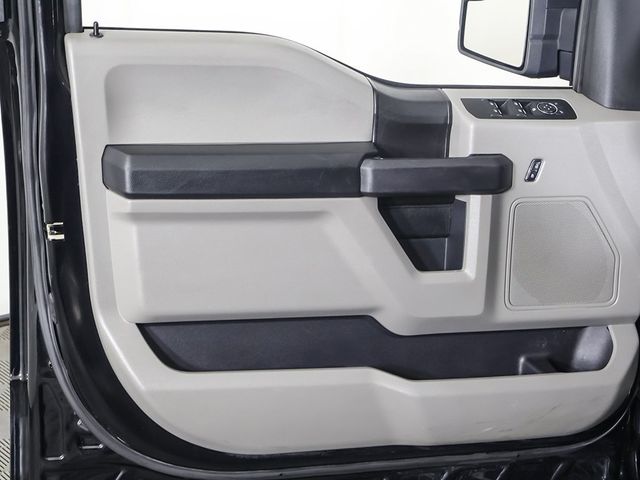 2017 Ford F-150 XL 4WD SuperCrew 5.5' Box - 22917604 - 19