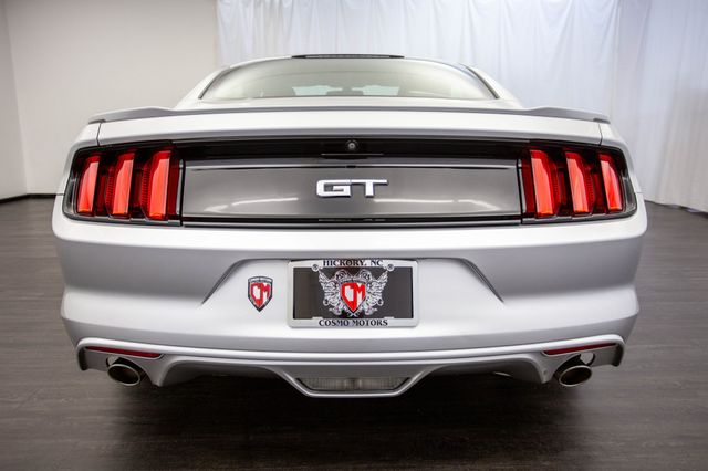 2017 Ford Mustang GT Fastback - 22888204 - 32