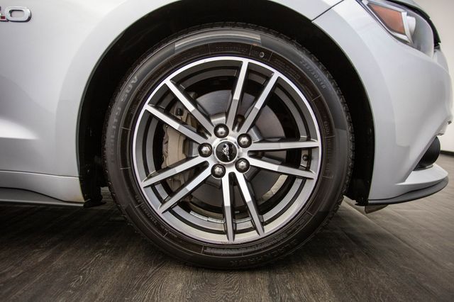 2017 Ford Mustang GT Fastback - 22888204 - 38