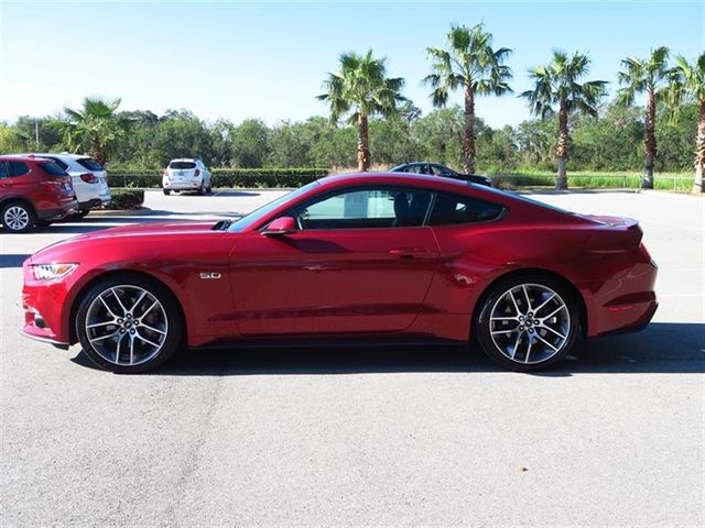 2017 Ford Mustang GT Premium Fastback - 17086395 - 4