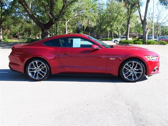 2017 Ford Mustang GT Premium Fastback - 17086395 - 8