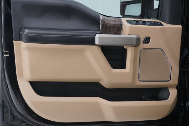 2017 Ford Super Duty F-250 SRW Lariat 4WD Crew Cab 6.75' Box - 22920845 - 14