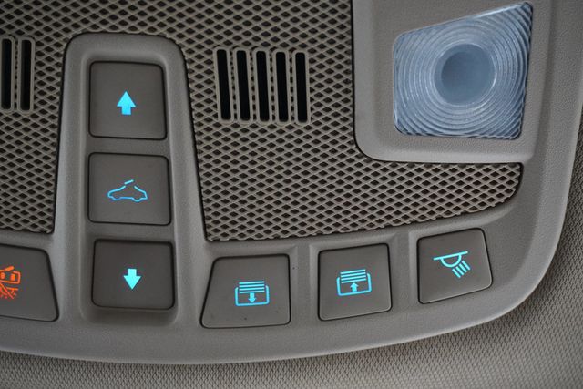 2017 Ford Super Duty F-250 SRW Lariat 4WD Crew Cab 6.75' Box - 22920845 - 24