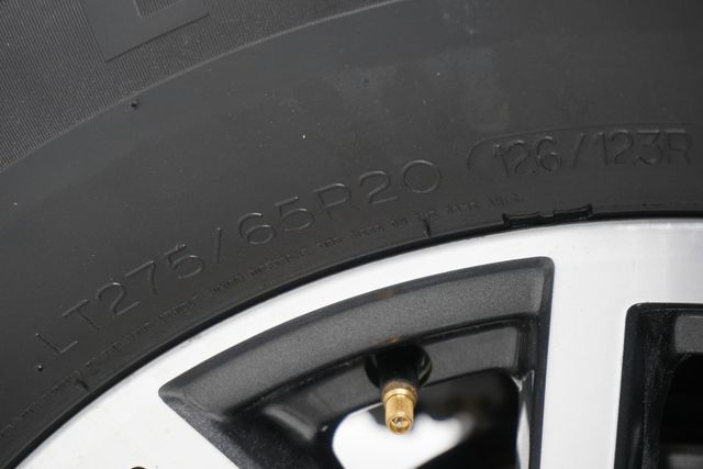 2017 Ford Super Duty F-250 SRW Lariat 4WD Crew Cab 6.75' Box - 22920845 - 31