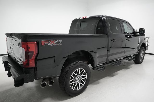 2017 Ford Super Duty F-250 SRW Lariat 4WD Crew Cab 6.75' Box - 22920845 - 3