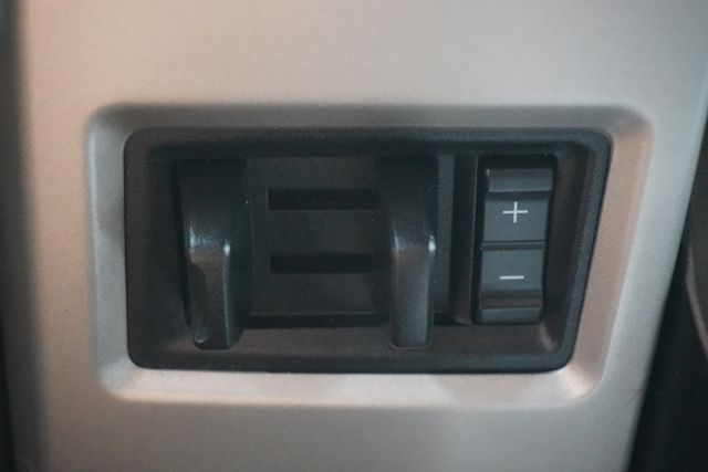 2017 Ford Super Duty F-350 SRW  - 22867809 - 26