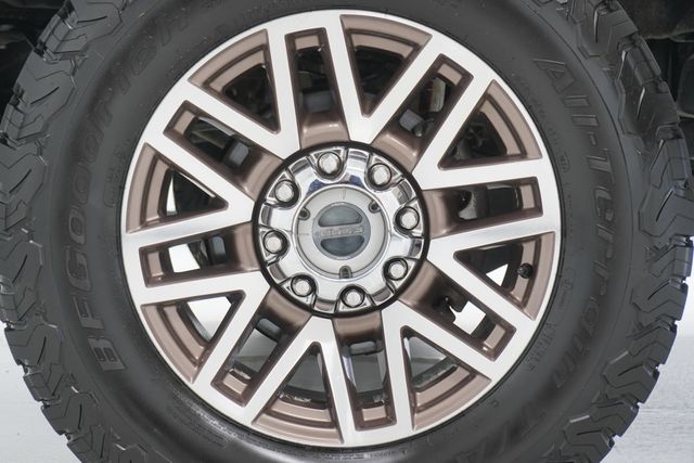 2017 Ford Super Duty F-350 SRW  - 22867809 - 32