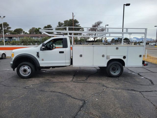 2017 Ford Super Duty F-450 DRW Cab-Chassis XLT - 22375355 - 1
