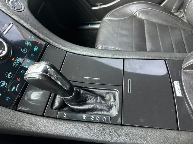 2017 Ford Taurus SHO AWD - 22899818 - 32