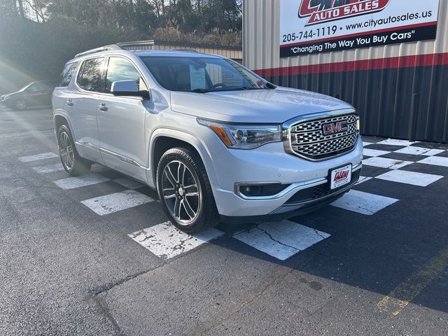 2017 GMC Acadia Denali's photo
